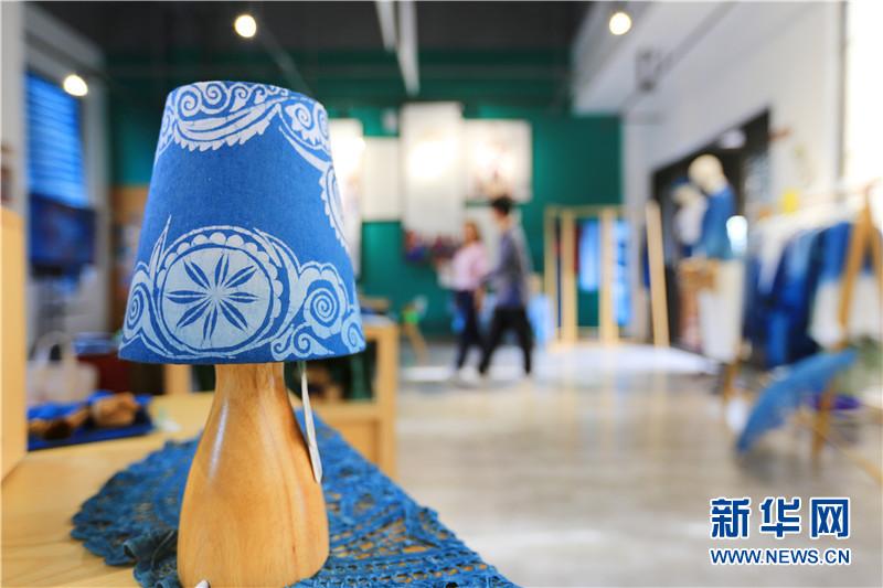 貴州丹寨的“文藝范兒”脫貧:文藝創(chuàng)作照亮田野鄉(xiāng)村